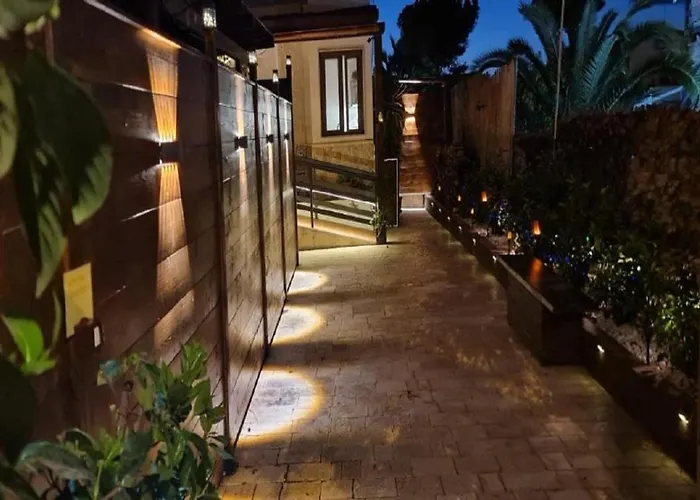 Taras Di San Vito Bed & Breakfast 3*