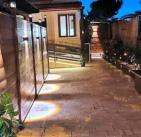 לינה וארוחת בוקר Taras Di San Vito טאראנטו